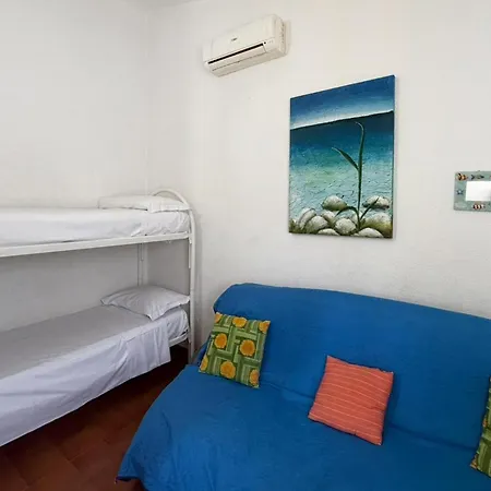 Сasa de vacaciones In With Wifi